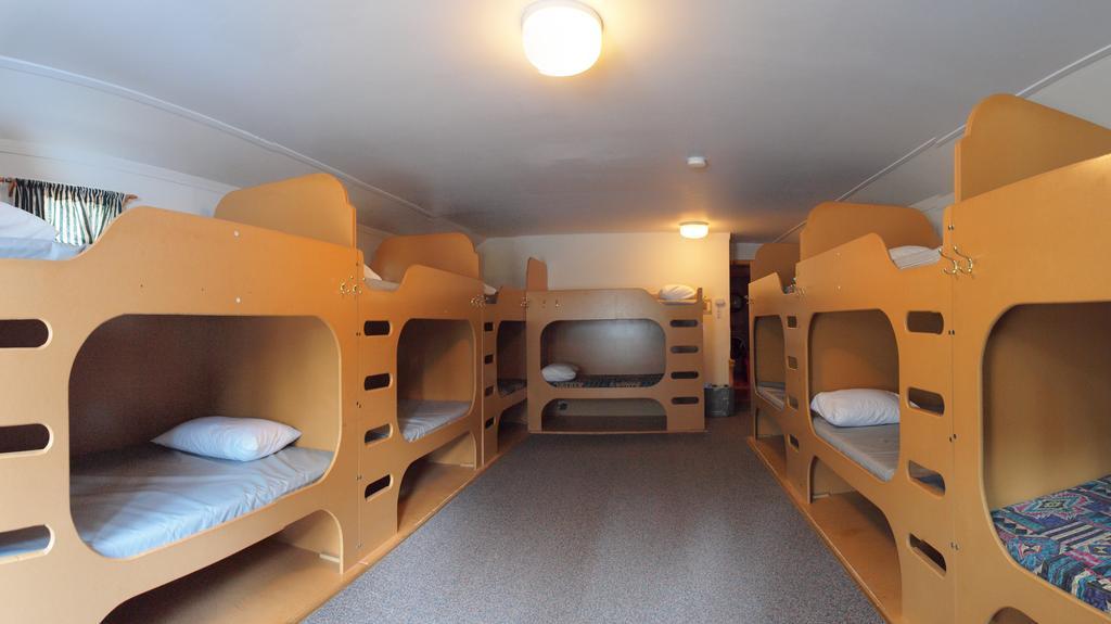 Hi Castle Mountain - Hostel Phòng bức ảnh